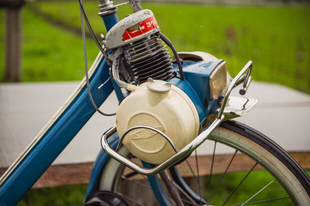 1967 Solex 3800 Blauw